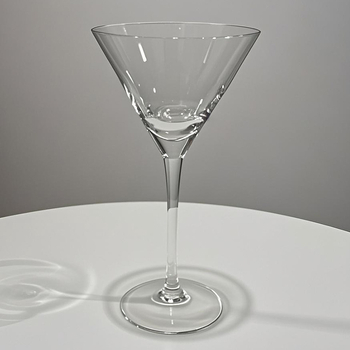 Pahar martini din cristal, pahar cocktail cu picior, transparent, formă triunghiulară cu design în formă de fluture pentru șampanie, 201–300 ml
