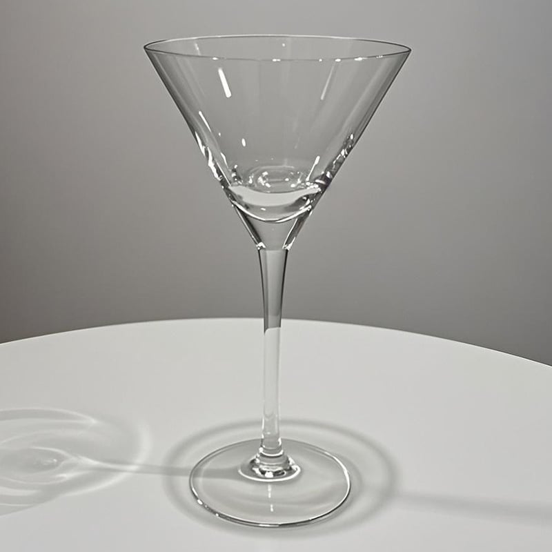 Pahar martini din cristal, pahar cocktail cu picior, transparent, formă triunghiulară cu design în formă de fluture pentru șampanie, 201–300 ml
