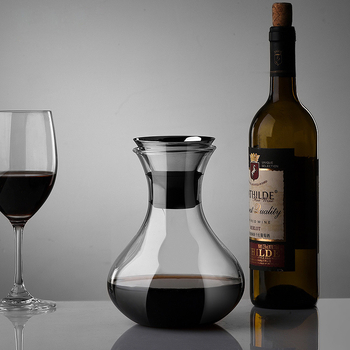 Decantor din sticlă borosilicată, suflat manual, rezistent la căldură, pentru vin și suc