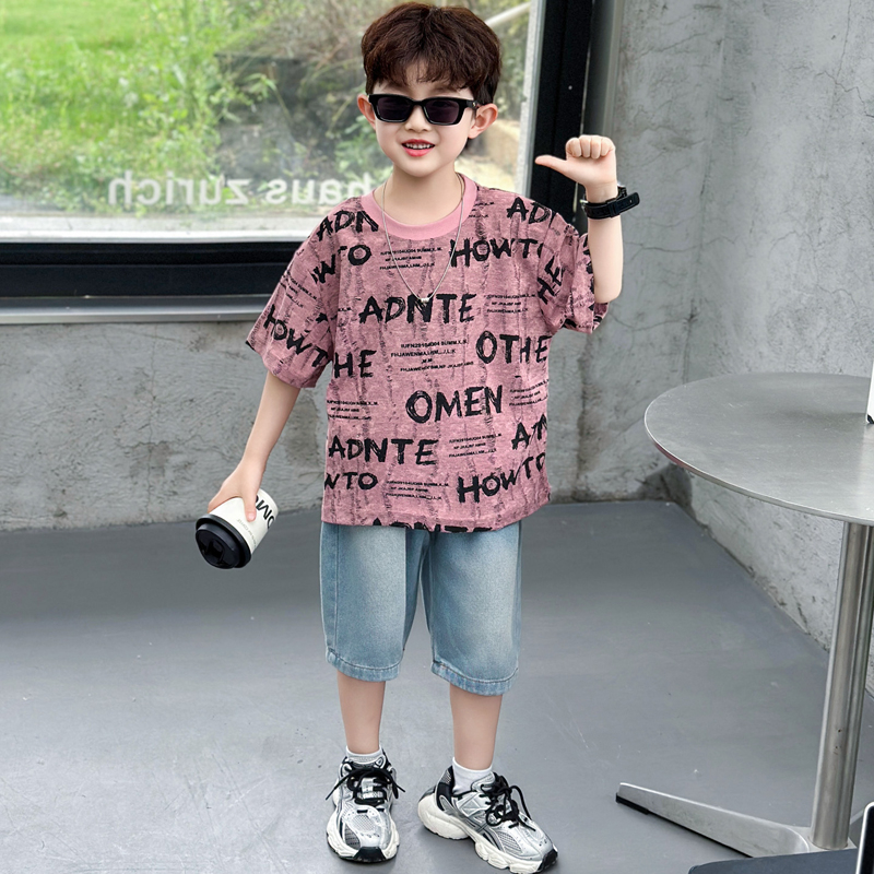 Set de vară pentru băieți, două piese: tricou cu mâneci scurte și pantaloni scurți din denim, stil coreean