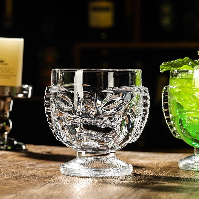 Pahar tiki din sticlă Hawaii cu față de zombie pentru cocktailuri