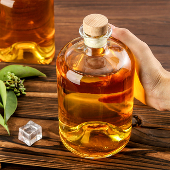 750 ml üveg gyümölcsborhoz és gyümölcsléhez, üres borosüveg dugóval