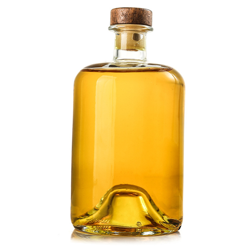 750 ml üveg gyümölcsborhoz és gyümölcsléhez, üres borosüveg dugóval
