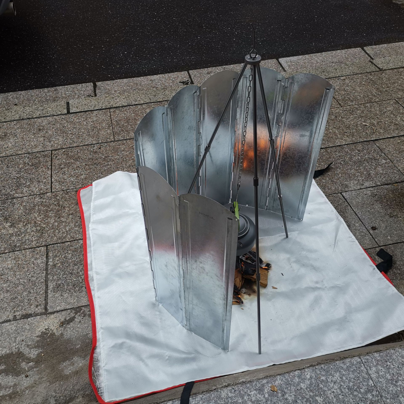 Protecție împotriva vântului pentru aragaz exterior, pliabilă, în formă de ventilator, set de 8 piese, deflector de vânt galvanizat pentru grătar și camping