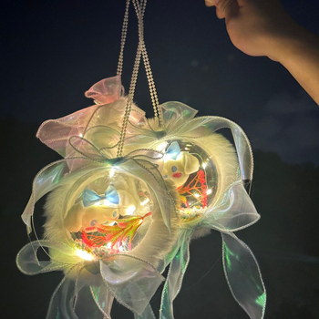 Iepuraș angelic strălucitor cu lanternă în sferă de cristal, 10 cm, portabil