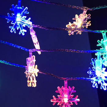 Șir de lumini LED în formă de fulgi de zăpadă pentru decorarea Crăciunului, nunți și sărbători, iluminat pentru brad – vânzare en gros