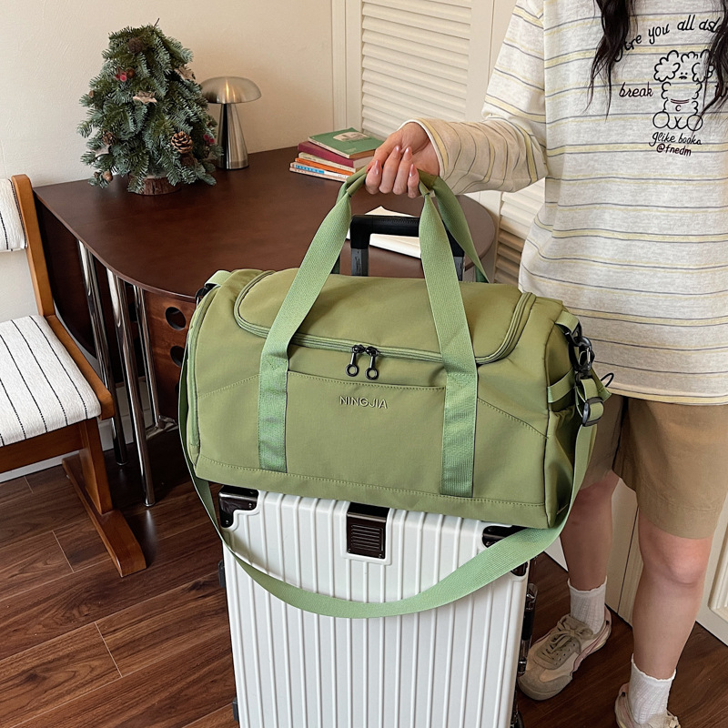Geantă sport Zhanda cu separare umed/uscat, unisex, pentru călătorii și sală, capacitate 20–35L, ușoară, material Oxford, respirabilă, impermeabilă, compartiment pentru pantofi