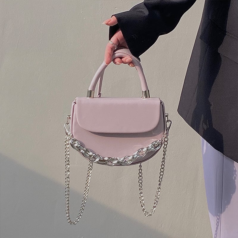 Geantă tip șa cu capac rabatabil, design de nișă, lanț din acrilic cromat, crossbody