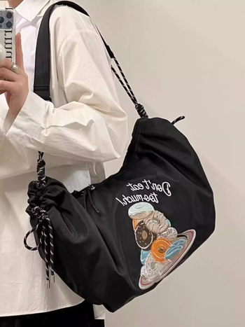 Geantă de damă din nylon bucket - medie, stil street-trendy, cu curele de umăr/șnur crossbody, închidere cu fermoar, buzunar interior