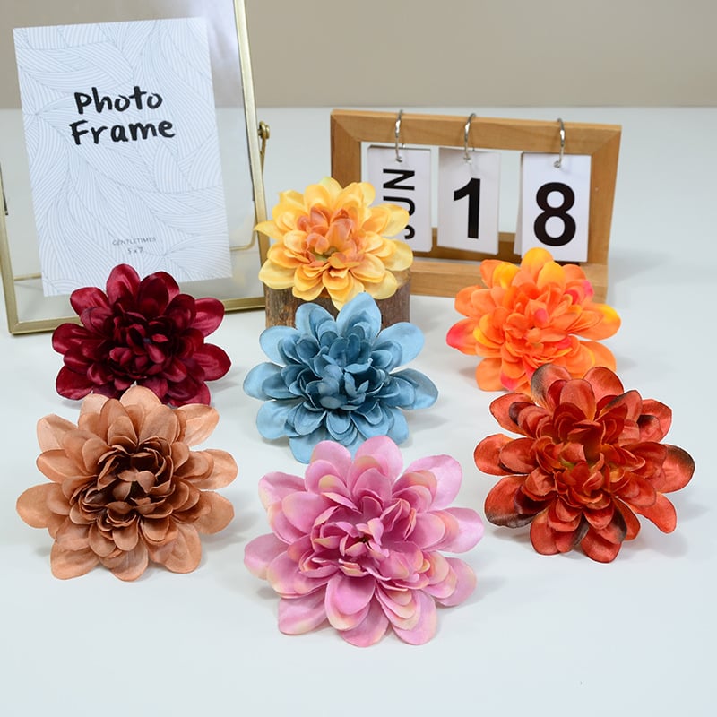 Flori de mătase în nuanțe de toamnă, dalii și crizanteme, pentru accesorii de dans și decor