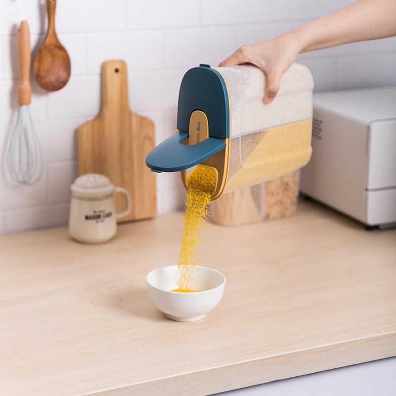 Recipient închis pentru cereale cu compartimente mari pentru produse uscate, de calitate alimentară, 2,5 L
