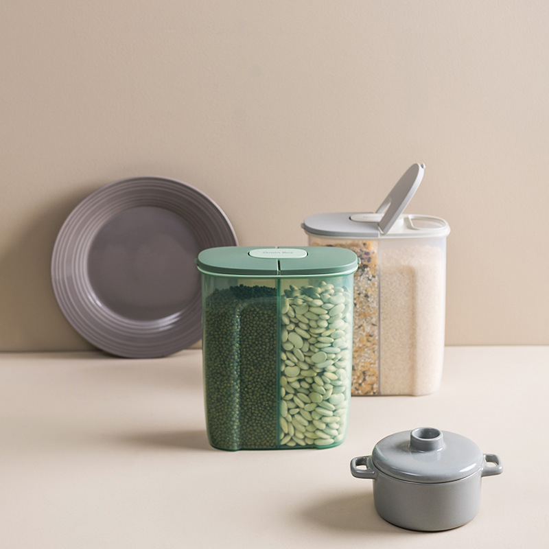 Recipient închis pentru cereale cu compartimente mari pentru produse uscate, de calitate alimentară, 2,5 L