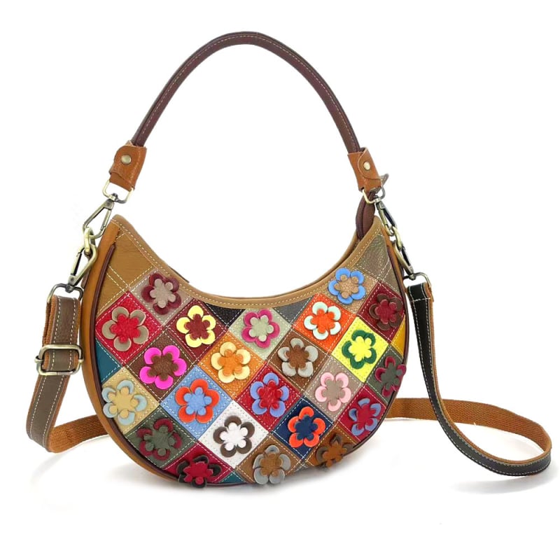 Geantă de damă din piele naturală, în formă de semilună, cu patchwork din piele de bovină și motiv cu floare de prune