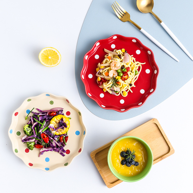 Set de farfurii ceramice de 8 inch cu model cu buline pentru salate și feluri principale, stil japonez, design european