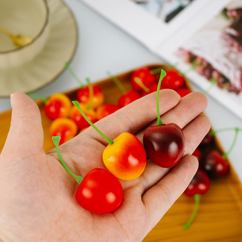 Cireșe artificiale din plastic pentru decor, recuzită fotografică și proiecte DIY
