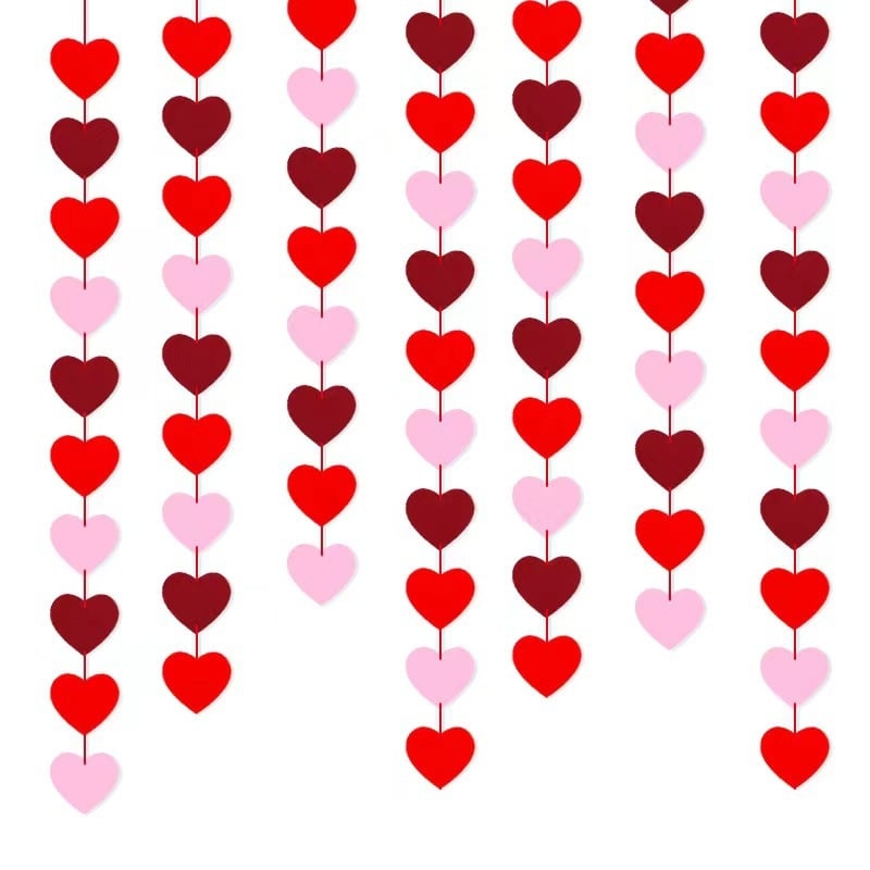 Ghirlandă de inimioare din fetru pentru Ziua Îndrăgostiților – ILOVEYOU, decor pentru camera de nuntă