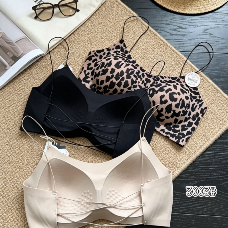 Sutien invizibil fara cusaturi cu bretele subtiri, cupe respirabile, push-up, spate deschis