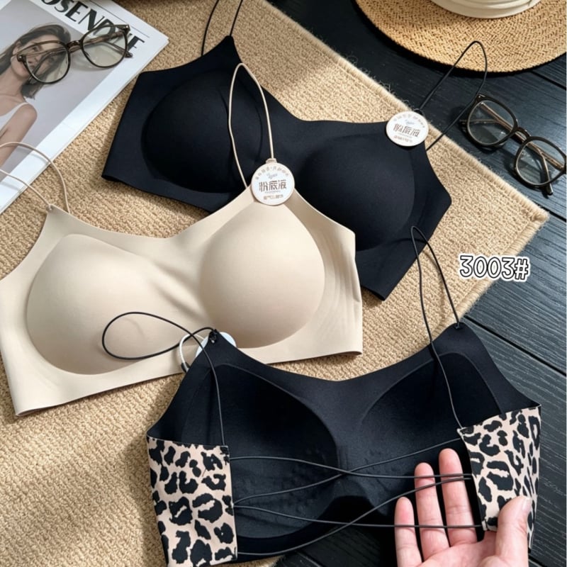 Sutien invizibil fara cusaturi cu bretele subtiri, cupe respirabile, push-up, spate deschis