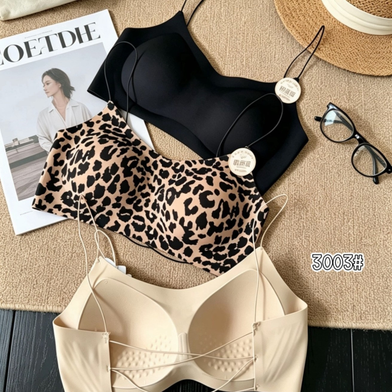Sutien invizibil fara cusaturi cu bretele subtiri, cupe respirabile, push-up, spate deschis