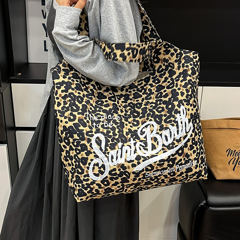 2026 vară: Geantă din nylon cu imprimeu leopard, stil retro european-american, design de nișă, geantă de umăr