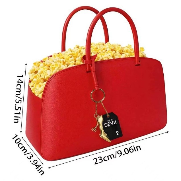 Geantă de mână din piele în formă de popcorn bucket, stil vintage Boston, model Queen 2, cu un pandantiv atârnat și cusături decorative