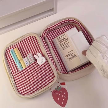 Geantă de depozitare din pluș Strawberry Sandwich, gentuță cosmetică și de igienă, cu capacitate mare, formă cub, pentru fete