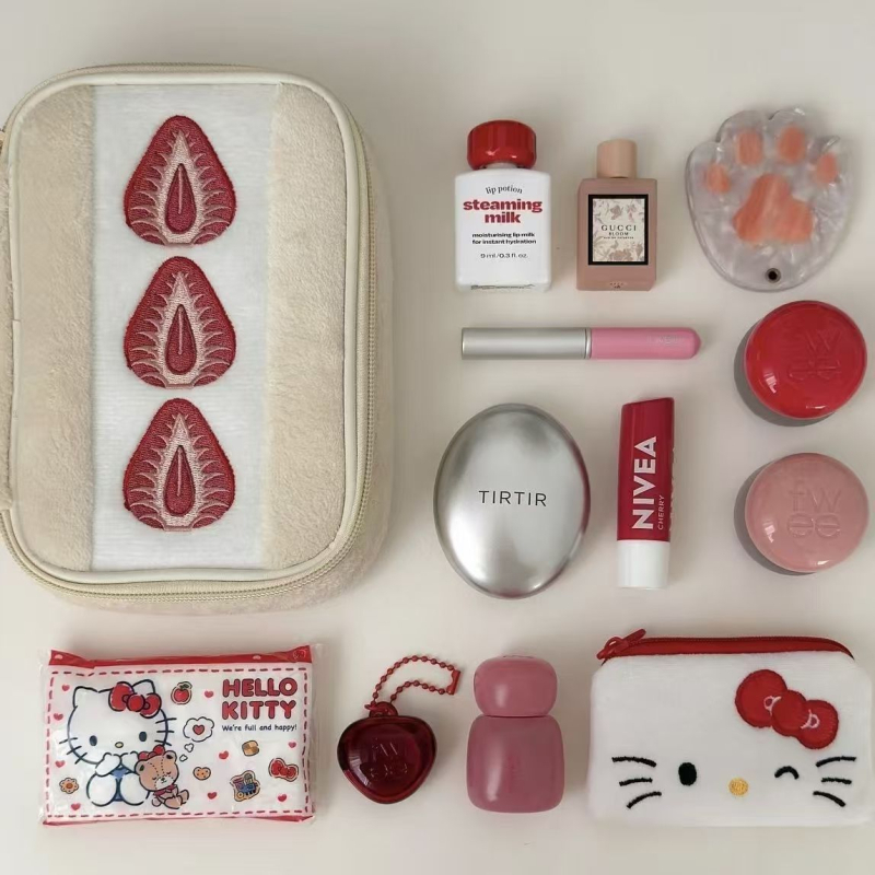 Geantă de depozitare din pluș Strawberry Sandwich, gentuță cosmetică și de igienă, cu capacitate mare, formă cub, pentru fete