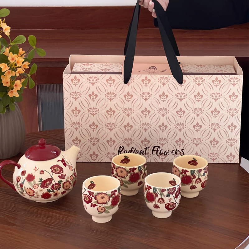 Set ceai porțelan stil chinezesc retro cu flori roșii, ceainic și cești în cutie cadou, pentru casa nouă