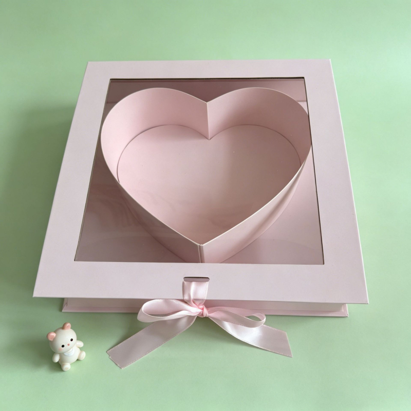 Cutie cadou cu fereastră în temă inimă, cutie transparentă pentru flori de Valentine's și cadouri de ziua de naștere