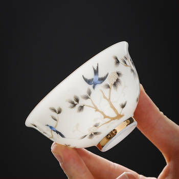 Porcelánová čajová súprava kung-fu Shishang Xuan Jade s miskami a šálkami so zlatým lemovaním, keramický darček
