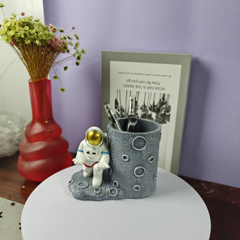 Suport pentru pixuri cu astronaut, în stil modern minimalist, pentru birou; decor creativ, cadou pentru Ziua Profesorului sau pentru ziua de naștere.
