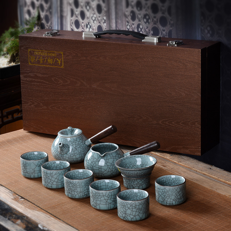 Ceainic ceramic Ge Ware cu glazură crackle și mâner lateral, set de ceai Kung Fu într-o cutie cadou din lemn, personalizare logo disponibil, stil luxos ușor