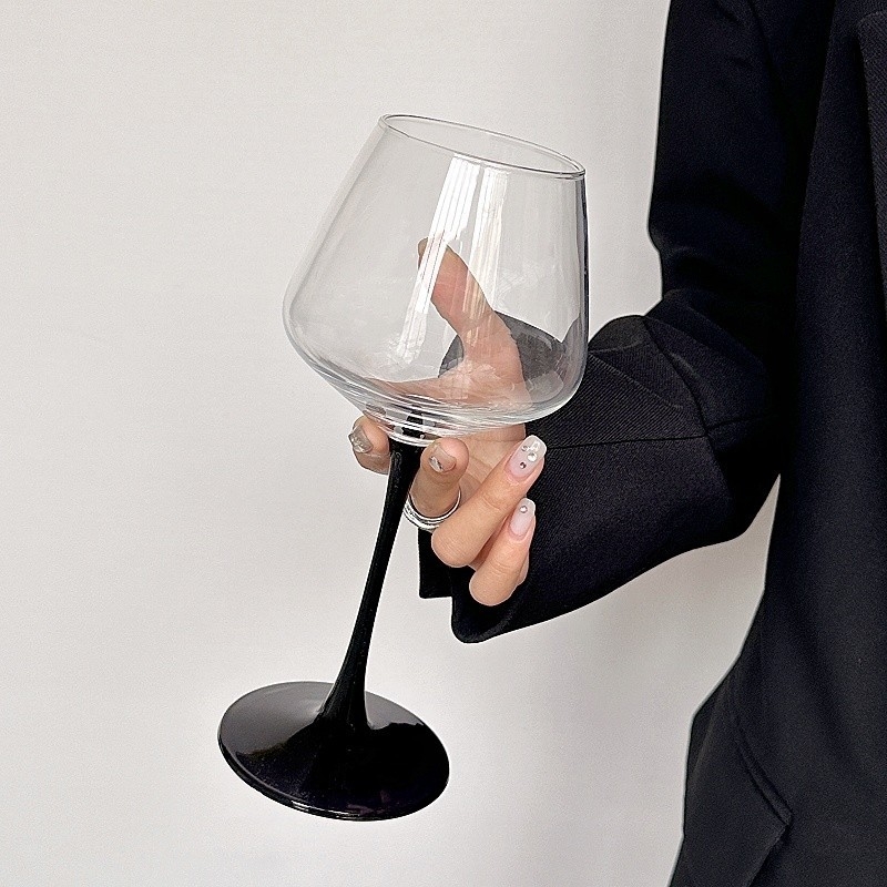 Pahar de vin roșu în stil european, din cristal, goblet înalt cu papion negru, vin Burgundy