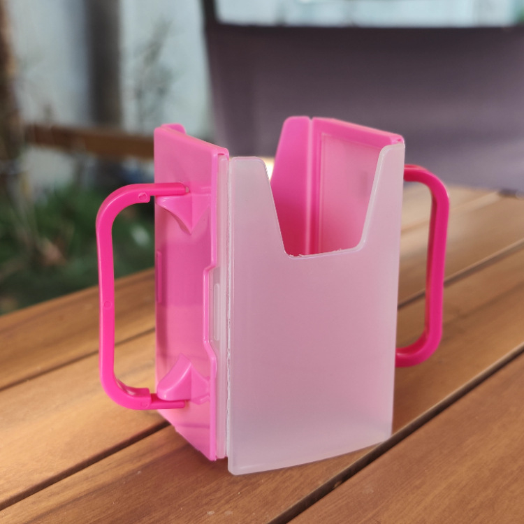 Gyerekeknek készült italtartó pohártej- és joghurtos poharakhoz — égési sérülés elleni védelem és összenyomódás elleni védőtok