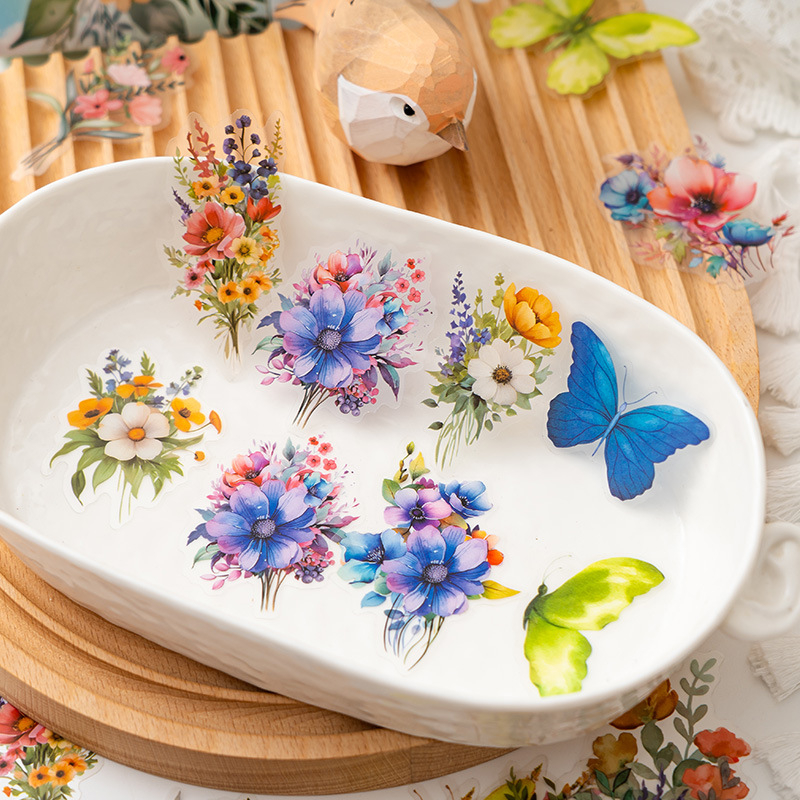 Autocolante retro cu flori, plante și fluturi – set în cutie, impermeabile, pentru colaje și jurnal DIY