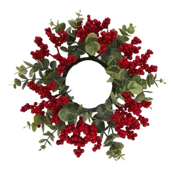 Decorațiuni de Crăciun: eucalipt artificial cu fructe roșii, suporturi pentru lumânări de aromaterapie, ghirlande și decorațiuni de masă