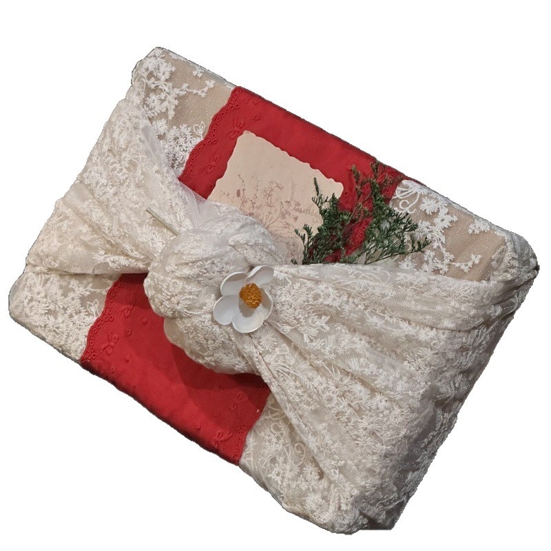 Furoshiki din dantelă pentru nunți – cutie de bomboane, ambalaj cadou elegant