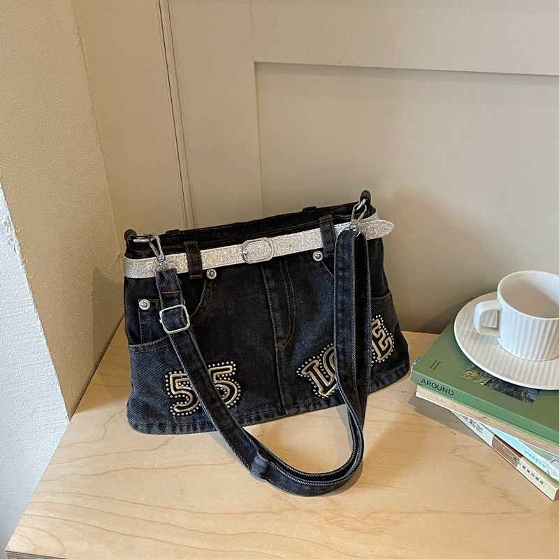 Geantă din denim retro pentru femei, denim spălat, geantă de umăr și crossbody, stil modern, compactă