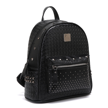 Rucsac din PU piele moale, împletit cu nituțe metalice, stil stradal feminin, ușor și versatil pentru călătorii
