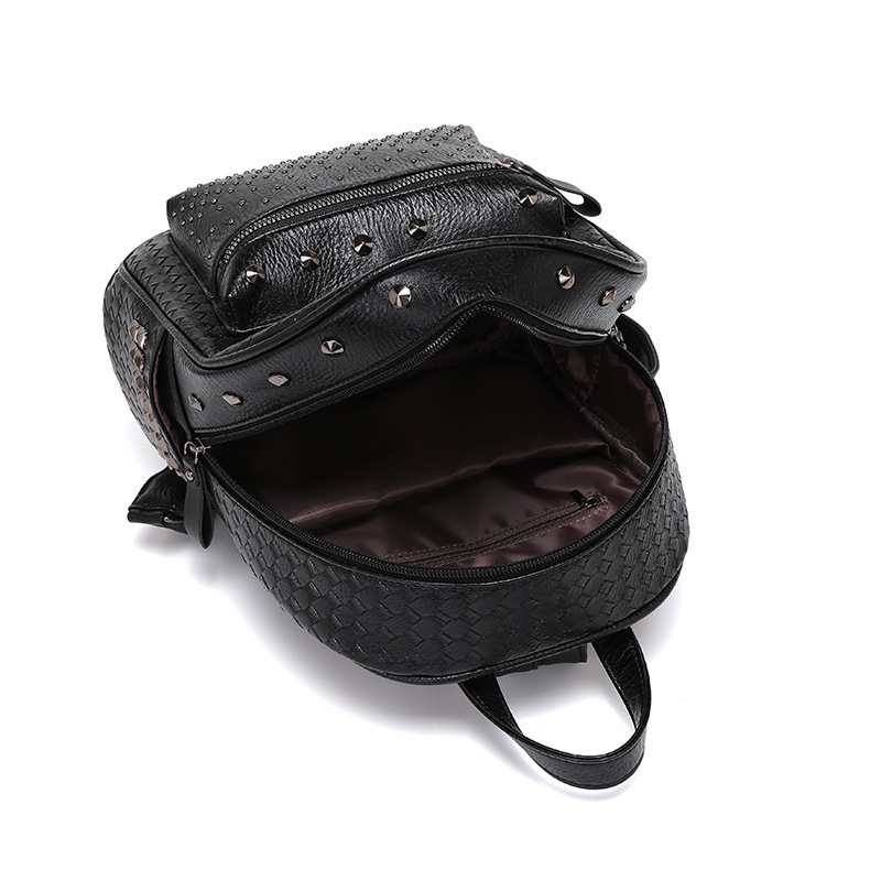 Rucsac din PU piele moale, împletit cu nituțe metalice, stil stradal feminin, ușor și versatil pentru călătorii