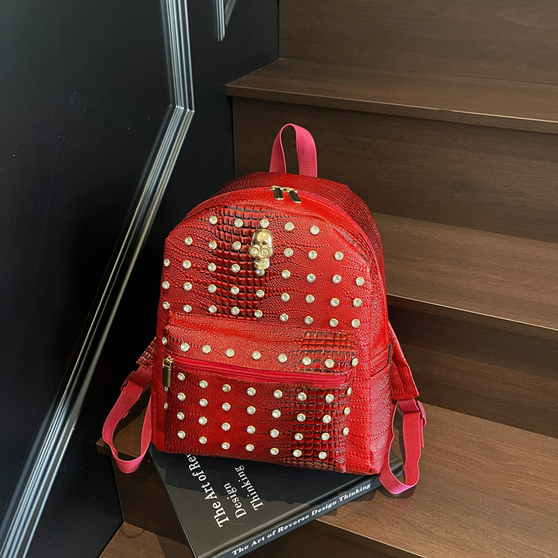 Rucsac PU cu nituri, stil coreean 2025, culoare solidă, casual pentru femei