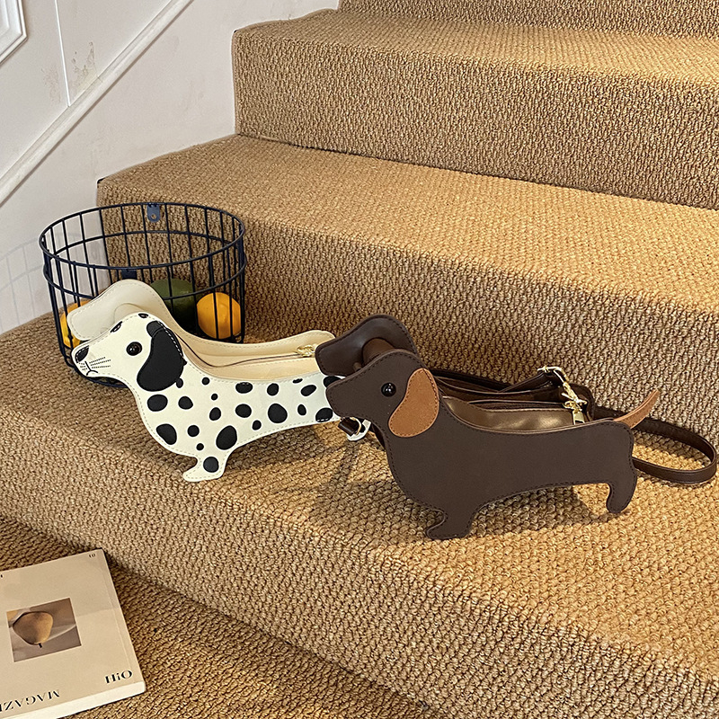 2026 Geantă de damă cu design de nișă, formă dachshund, imprimeu cu buline, geantă crossbody