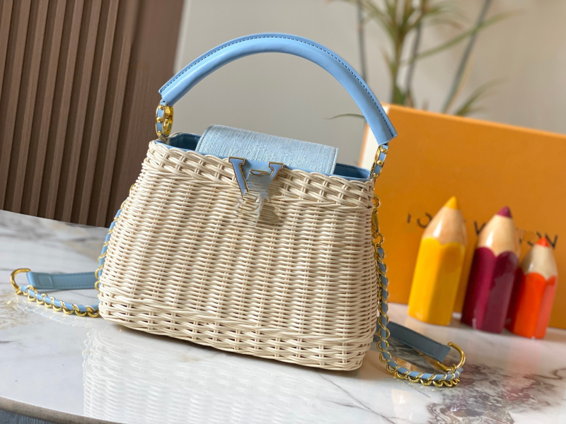 Geantă mică din pai țesut, cu buzunar pentru telefon, căptușeală din poliester, siluetă verticală dreptunghiulară, închidere cu capac, bretea simplă, pentru utilizare zilnică