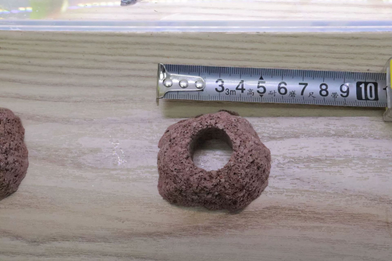 Inel din piatră vulcanică pentru plante acvatice – inel perforat pentru plantare, bază fixă și inel de scufundare pentru decorul acvariului