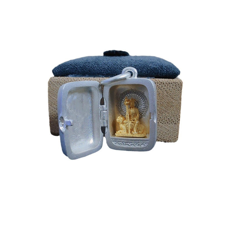 Pandantiv-cutie deschizător cu statuetă mini a Bodhisattva Ksitigarbha, în stil vintage antic