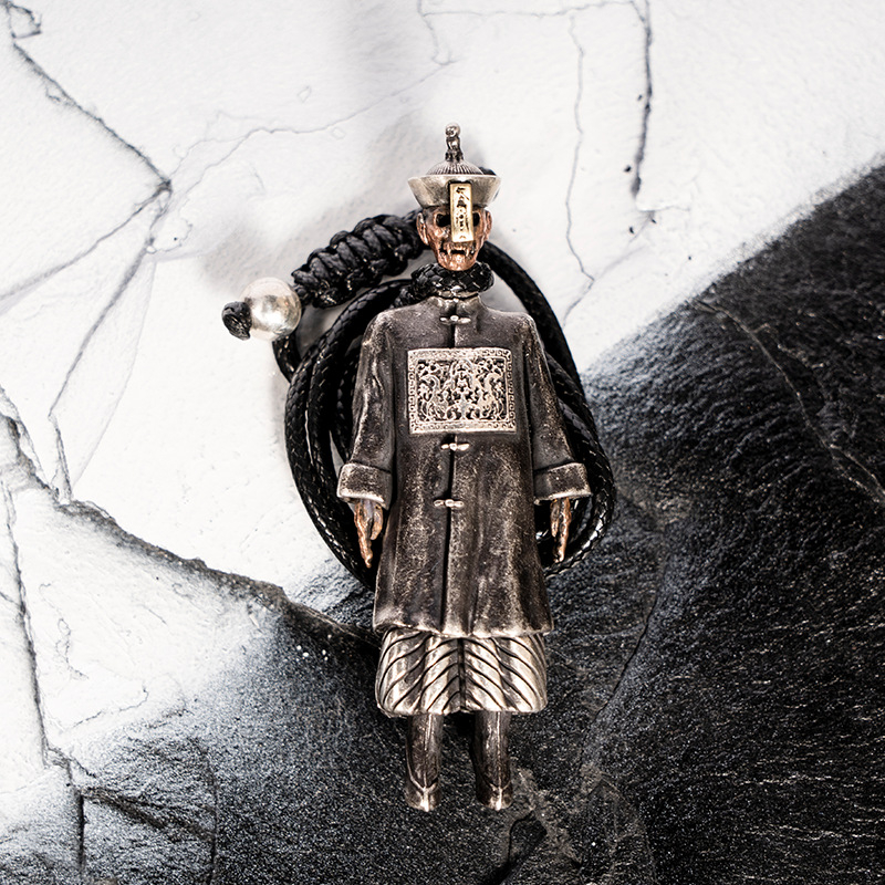 Pandantiv zombie punk unisex, placare cu cupru-argint, handmade vintage bijuterie pentru colier și ornament auto — White Wood Black Ice