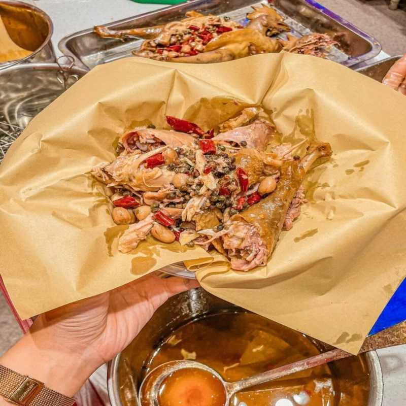 Hârtie kraft cu acoperire PE, absorbantă la ulei, pentru alimente prăjite și carne de pasăre la cuptor, suport de unică folosință