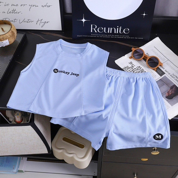 Set de vară pentru copii din două piese: top fără mâneci și pantaloni scurți, culoare solidă, ușor, respirabil, ținută casual.