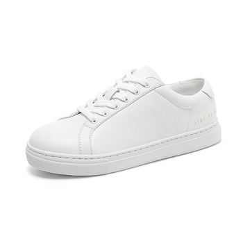 Klasszikus fehér bőrsneaker nőknek és férfiaknak, mindennapi viselet, alacsony talpú deszkás cipő