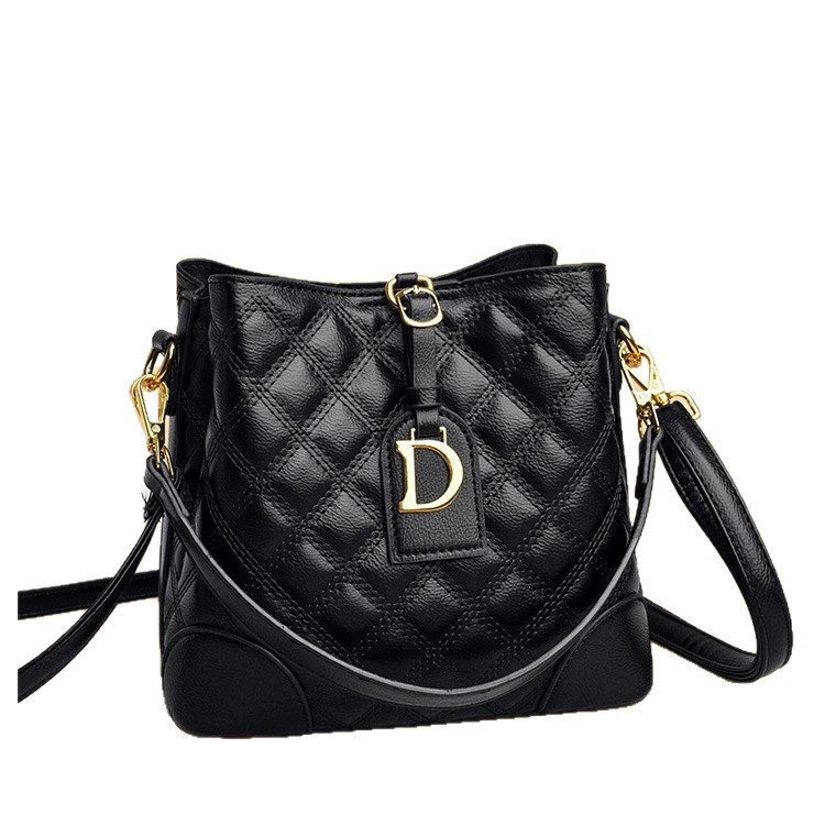 Geantă bucket pentru femei, cu quilting diamantat în model pătrat, curea din lanț, minimalistă și versatilă, capacitate mare, pe umăr sau crossbody.
